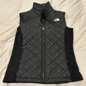 North face ladies vest